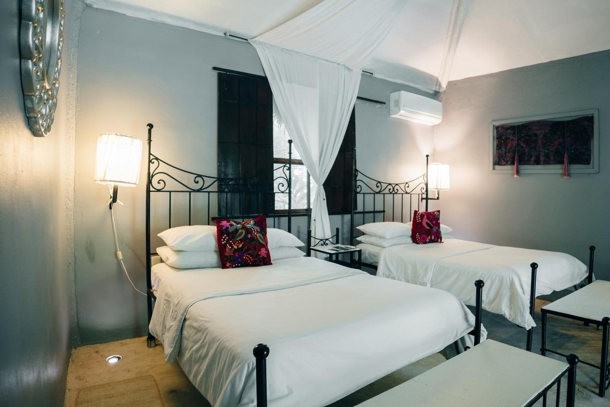 Piedra De Agua Palenque Hotel Екстериор снимка