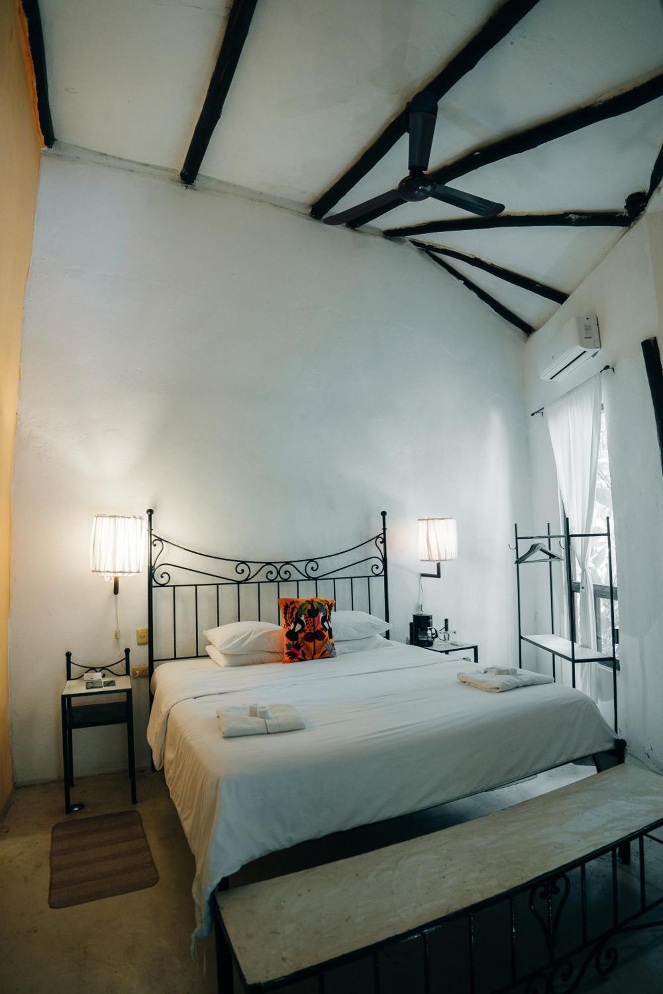 Piedra De Agua Palenque Hotel Екстериор снимка